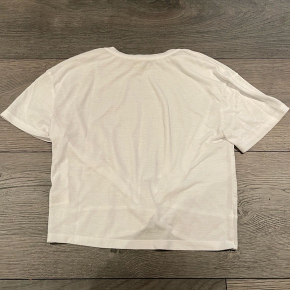 white cropped tee - Picture 2 of 4
